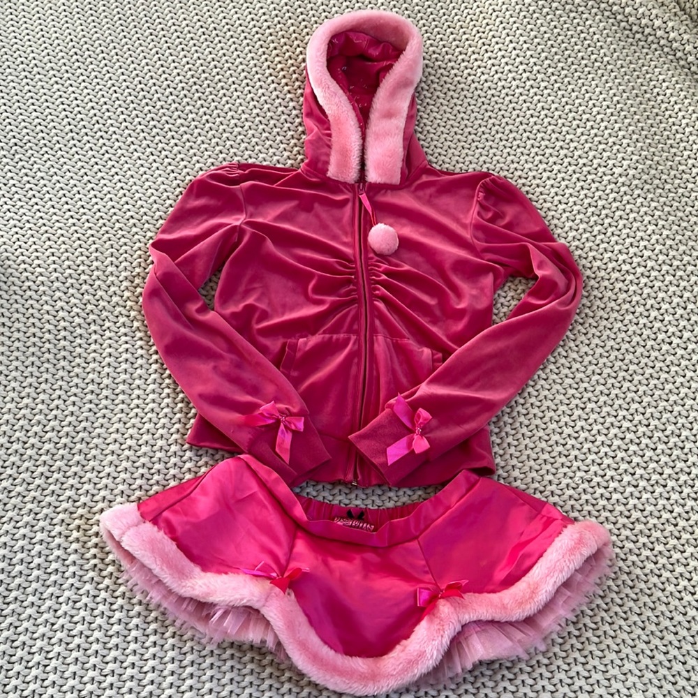 Victoria’s Secret sexy little things Santa baby set